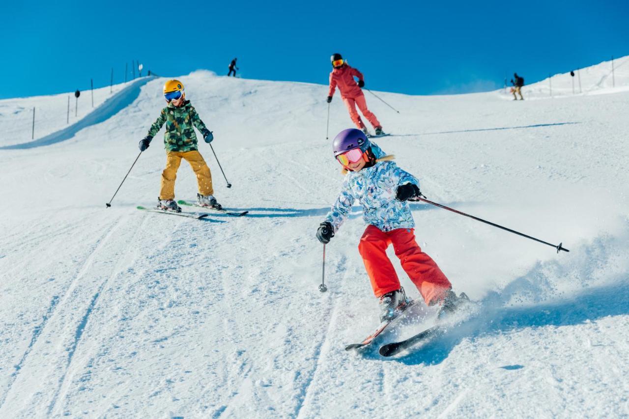 Hotel Mittagskogel Pitztal Sankt Leonhard im Pitztal Bagian luar foto